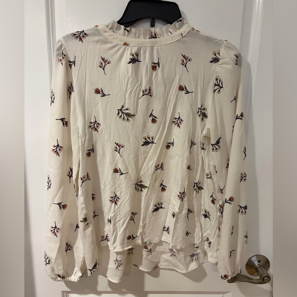 Loft Meadow Ruffle Mixed Media Blouse, Size XS, Regular - Picture 3 of 6